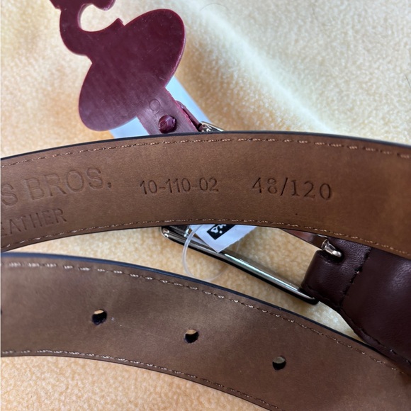 Davis Brothers Brown Leather Belt Men’s size 48/120 design Big & Tall New - Picture 5 of 7